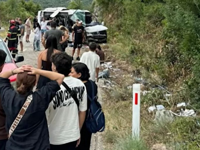 BORBA ZA ŽIVOT I DALJE TRAJE: Desetogodišnji dečak povređen u nesreći u Crnoj Gori u kritičnom stanju!
