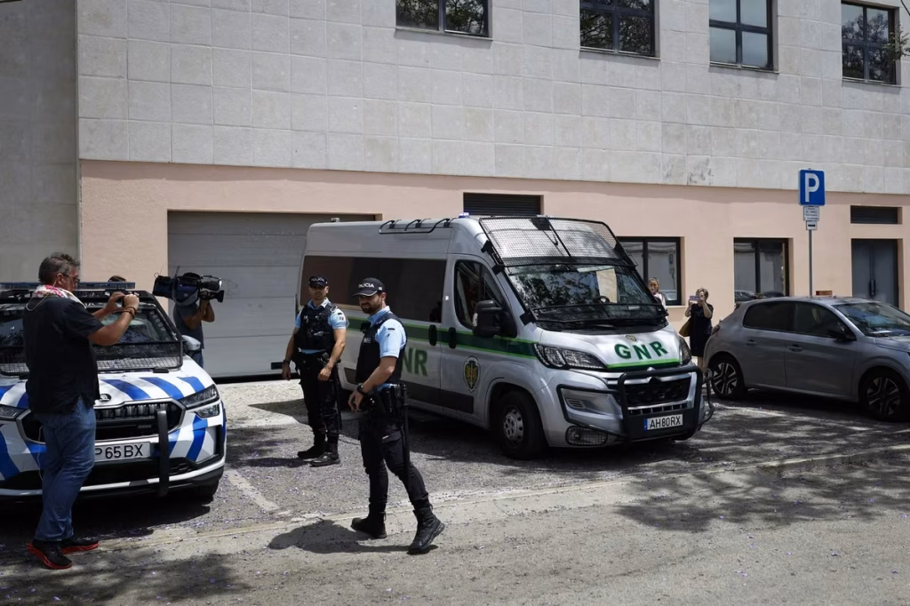 SRPSKI FUDBALER UHAPŠEN U PORTUGALU: Uhvaćen sa tonom i po kokaina vrednosti 70 miliona evra i ratnim naoružanjem!