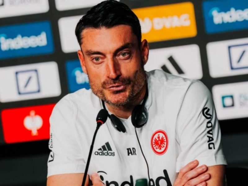 ALBERT RIJERA JE NOVI TRENER ZVEZDE: Španac se odmah obratio navijačima i to na srpskom! (VIDEO)