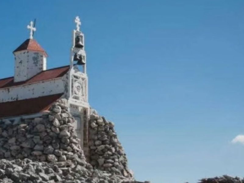 JOŠ JEDAN UDAR NA SPC U CRNOJ GORI: Albanske stranke traže uklanjanje crkve sa Rumije, predale peticiju!
