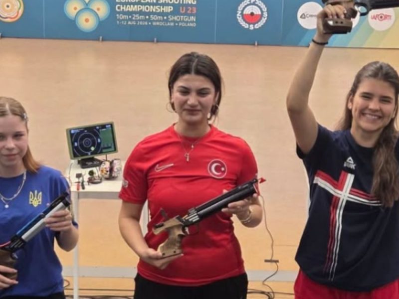 PORODICA MIKEC IMA NOVI BISER: Bratanica olimpijskog šampiona osvojila bronzu na Evropskom prvenstvu! (VIDEO)