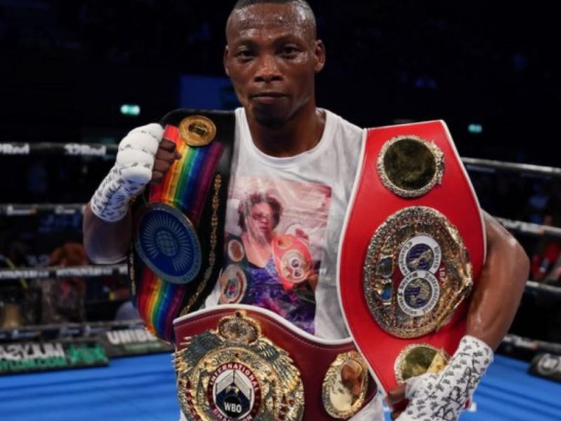 UBIJEN SVETSKI ŠAMPION I VLASNIK NAJBRŽEG NOKAUTA: Slavni bokser Zolani Tete likvidiran ispred svoje kuće!
