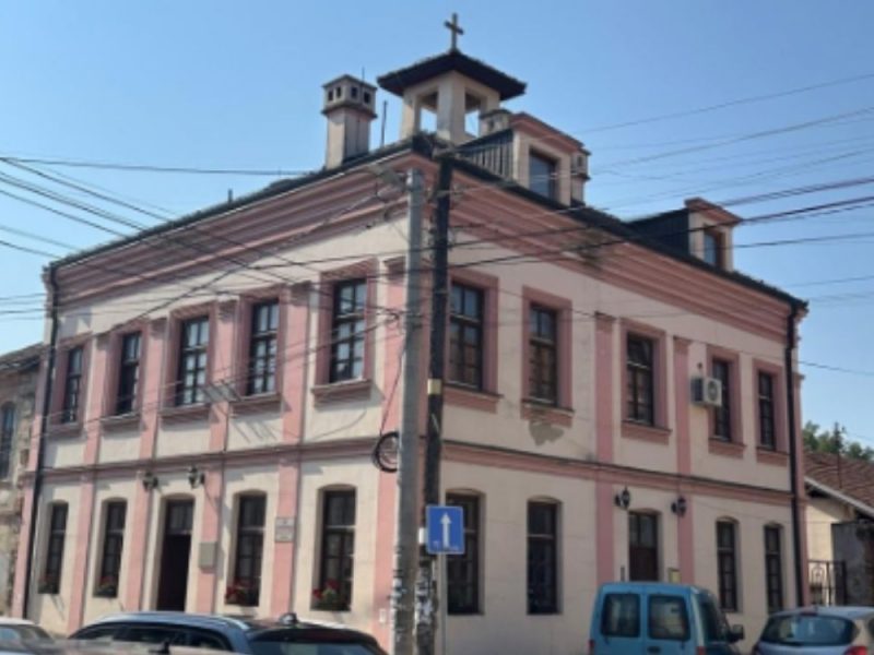 NAPAD NA SVEŠTENIKA U BUJANOVCU: Dva Albanca ga vređali i provocirali, pa uzvikivali UČK!