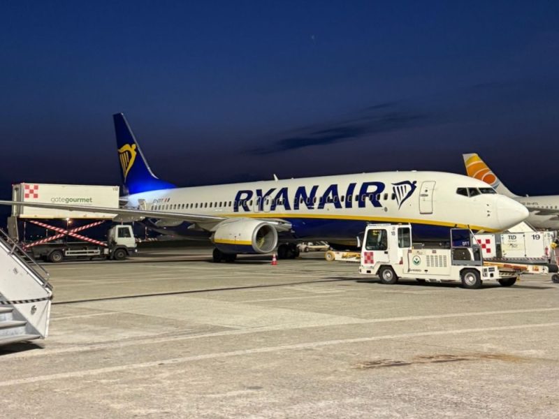 UDARAC ZA AERODROM „KONSTANTIN VELIKI“: Kompanija Rajaner obustavila prodaju karata za letove iz Niša!