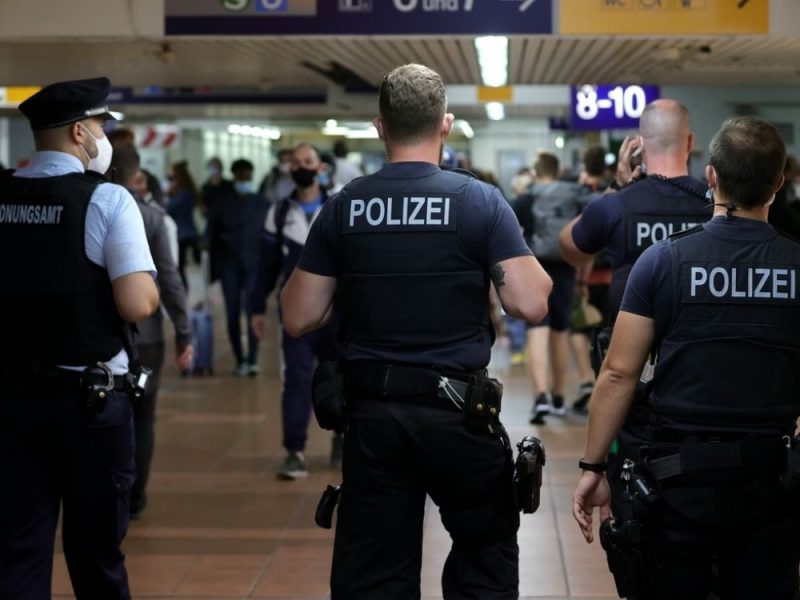 HEROJSKI POTEZ SRBINA U BERLINU: Zaštitio nepoznatu ženu na železničkoj stanici, pa ga nasilnik posekao po licu!