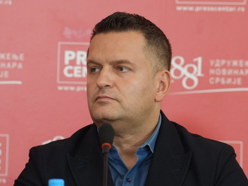 LEKAR RATKA MLADIĆA TVRDI: „Hag je ubio generala, davali mu fentanil, ukinuli mu lek za šećer i odbili da mere pritisak!“