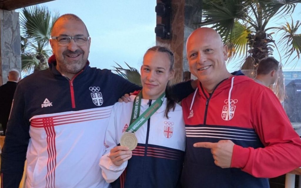 SRBIJO, BUDI PONOSNA! Milica Perović je šampionka sveta u rvanju na pesku! (FOTO)