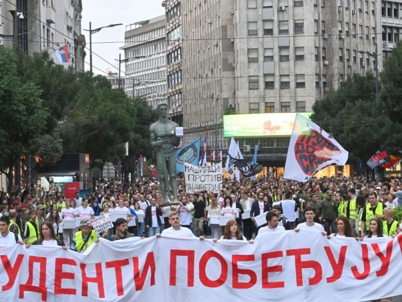 KOLUMNA, BAČANOVIĆ: Dobro došli u Republiku Srpsku, osim ako ste srpski student