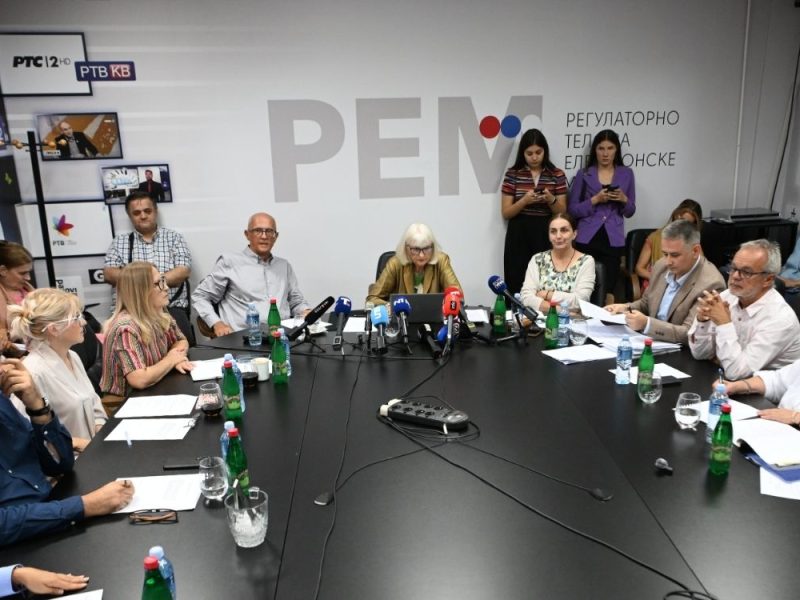 SKANDALOZNA ODLUKA! REM neće raditi monitoring Informera tokom izborne kampanje!