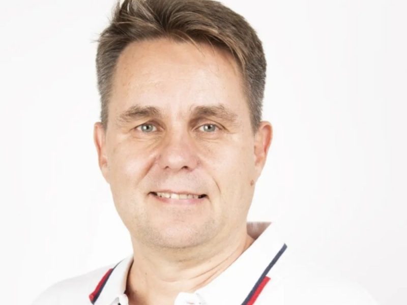 HEROJSKI PODVIG SRPSKOG LEKARA: Odustao od puta za Ameriku i vratio se sa aerodroma da spase život osmogodišnjem dečaku!