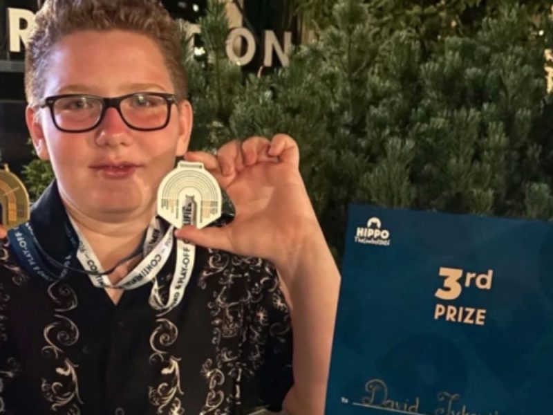 BRAVO, DAVIDE! Dečak iz Aleksinca doneo Srbiji bronzu sa svetske olimpijade iz engleskog jezika!