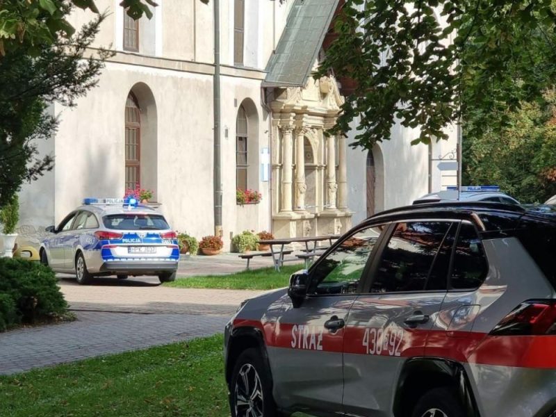 MASAKR U MANASTIRU: Sveštenik ubijen nožem, još četvoro povređeno, uhapšen ubica!
