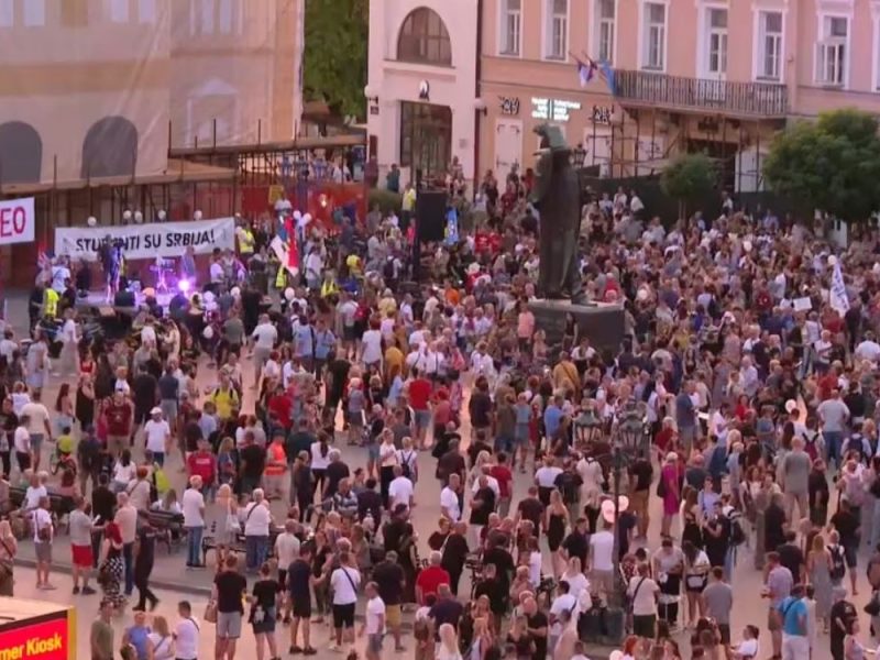 „SPREČILI SMO IZLIV ĆACILIZACIJE“: Novosađani slave što je Vučić odložio posetu njihovom gradu! (VIDEO)