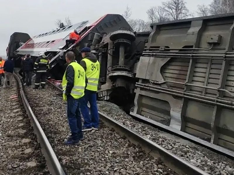 POLJACI DIGLI VOJNE AVIONE ZBOG NAPADA: Rusi pogodili voz nakon što su tu prošli Boris Džonson i evropski zvaničnici!