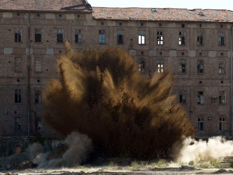 EKSPLOZIJA ZA DOBRO JUTRO: Uništena bomba iz Drugog svetskog rata u Beogradu, MUP objavio snimak! (FOTO, VIDEO)