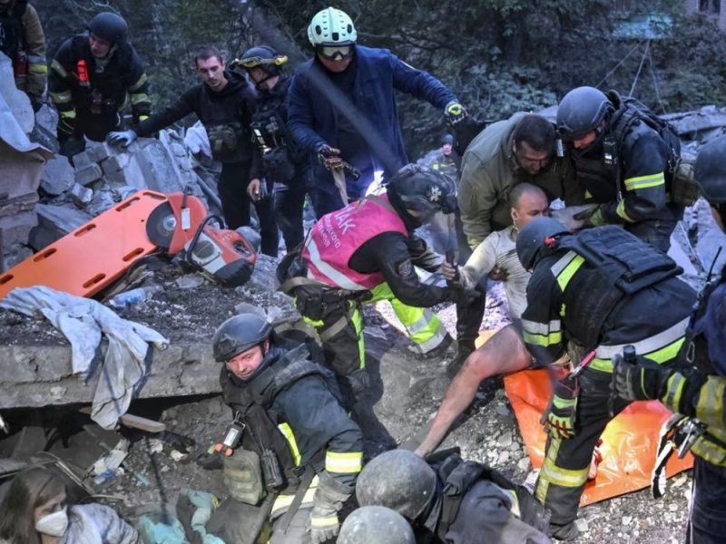 RUSKI NAPAD NA UKRAJINU: U bombardovanju poginulo 11 ljudi, najmanje troje dece!