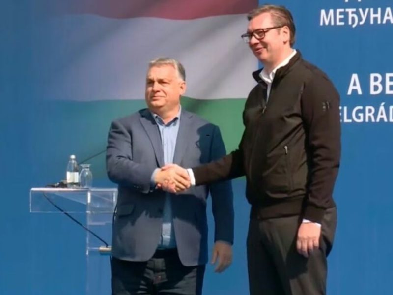 EVROPSKA DEMOKRATSKA PARTIJA: Vučić sledi Orbanov primer, studenti pune trgove!