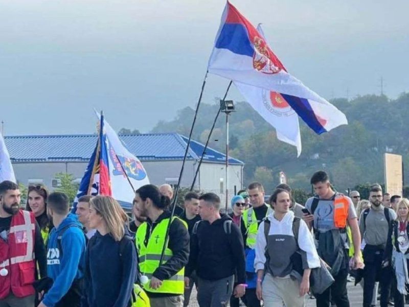TENZIJE NA KRUŽNOM TOKU „MORAVICA“: Pristalice SNS-a i Studentske liste ušle u sukob!