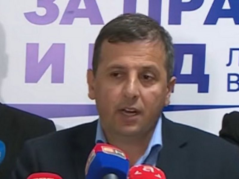 VUKANOVIĆ RAZOČARAN POSLE IZBORA U BOSNI: “Žao mi je što sam izgubio 20 godina žrtvujući se za ovakav narod, zaboravite moj broj telefona!”