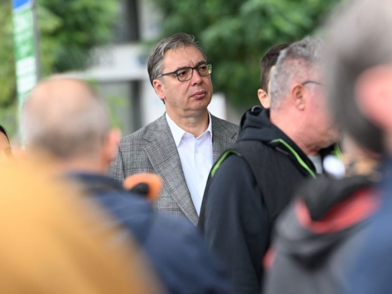 NI U KOMŠILUKU SREĆE NEMAO: Na Vučićevom biračkom mestu Studentska lista ubedljiva sa 70,24%, njegova osvojila samo 25,2%!