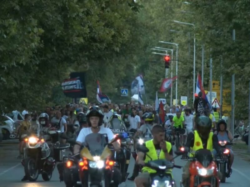 MOTORI, KOLONA I PODRŠKA STUDENTIMA: Bajkeri posetili više gradova u Vojvodini!