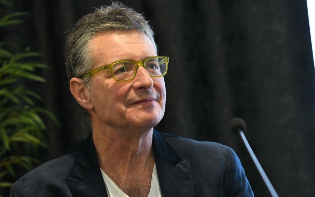SRĐAN DRAGOJEVIĆ: “Ne znam nijednog glumca i režisera koji će otići na ovaj SNS Fest, samo ljudi koje kad vidim pređem ulicu!”