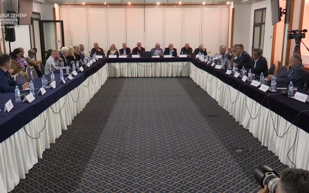 „OVO NEMA VEZE SA POLITIKOM, OVO JE BORBA ZA OPSTANAK“: Srbi sa Kosova okrenuli leđa Vučiću i podržali Studentsku listu! (VIDEO)