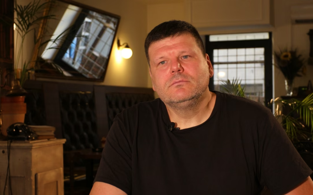 UKAZAO NA NEHUMANE USLOVE U DOMU ZA DECU, PA OSTAO BEZ POSLA: Potresna priča defektologa koji je odbio da ćuti!