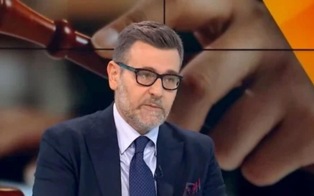 PREDSEDNIK ADVOKATSKE KOMORE BEOGRADA: „Među Vučićevim pomilovanima su Goran Vesić i njegove tadašnje saradnice, svi optuženi za pad nadstrešnice!“