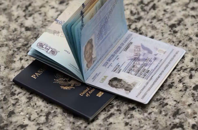 PREDLOŽEN ZAKON U KONGRESU: Državljani SAD koje je ICE pogrešno pritvorio mogli bi da dobiju 500.000 dolara!