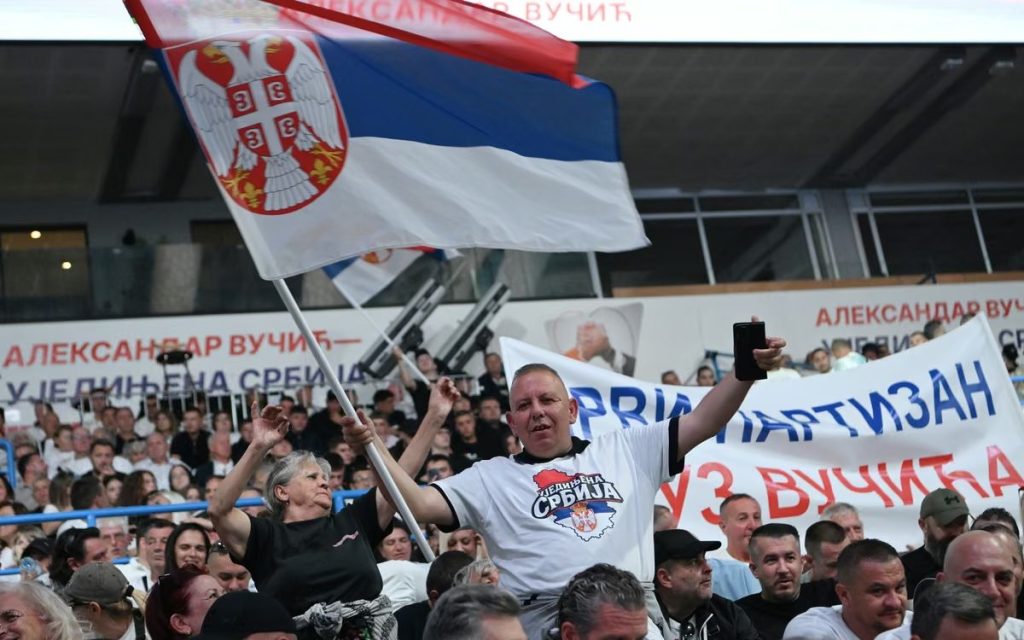 A ARENA MOŽE DA PRIMI 25.000 LJUDI: Arhiv javnih skupova objavio koliko je bilo prisutnih na mitingu naprednjaka, većina mesta prazna!
