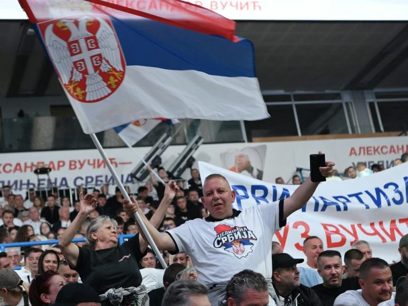 A ARENA MOŽE DA PRIMI 25.000 LJUDI: Arhiv javnih skupova objavio koliko je bilo prisutnih na mitingu naprednjaka, većina mesta prazna!